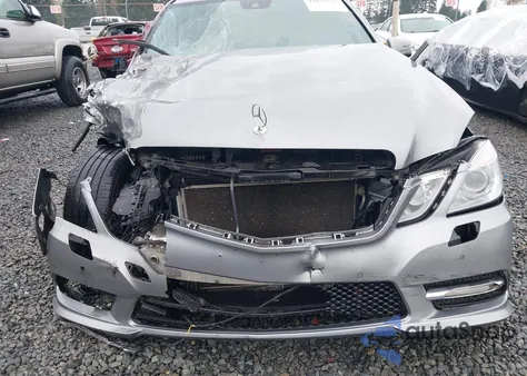 2012 Mercedes-Benz E 350 4Matic из США, поврежденный, VIN WDDHF8JB4CA620225